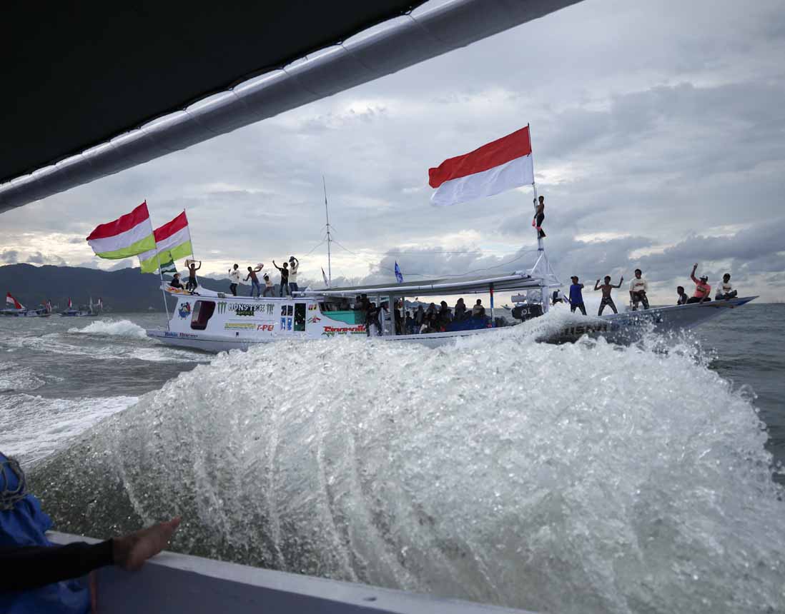 Foto: Tradisi Pesta Laut Para Nelayan di Mamuju – Berita Terbaru dari Jakarta dan Seluruh Daerah di Indonesia