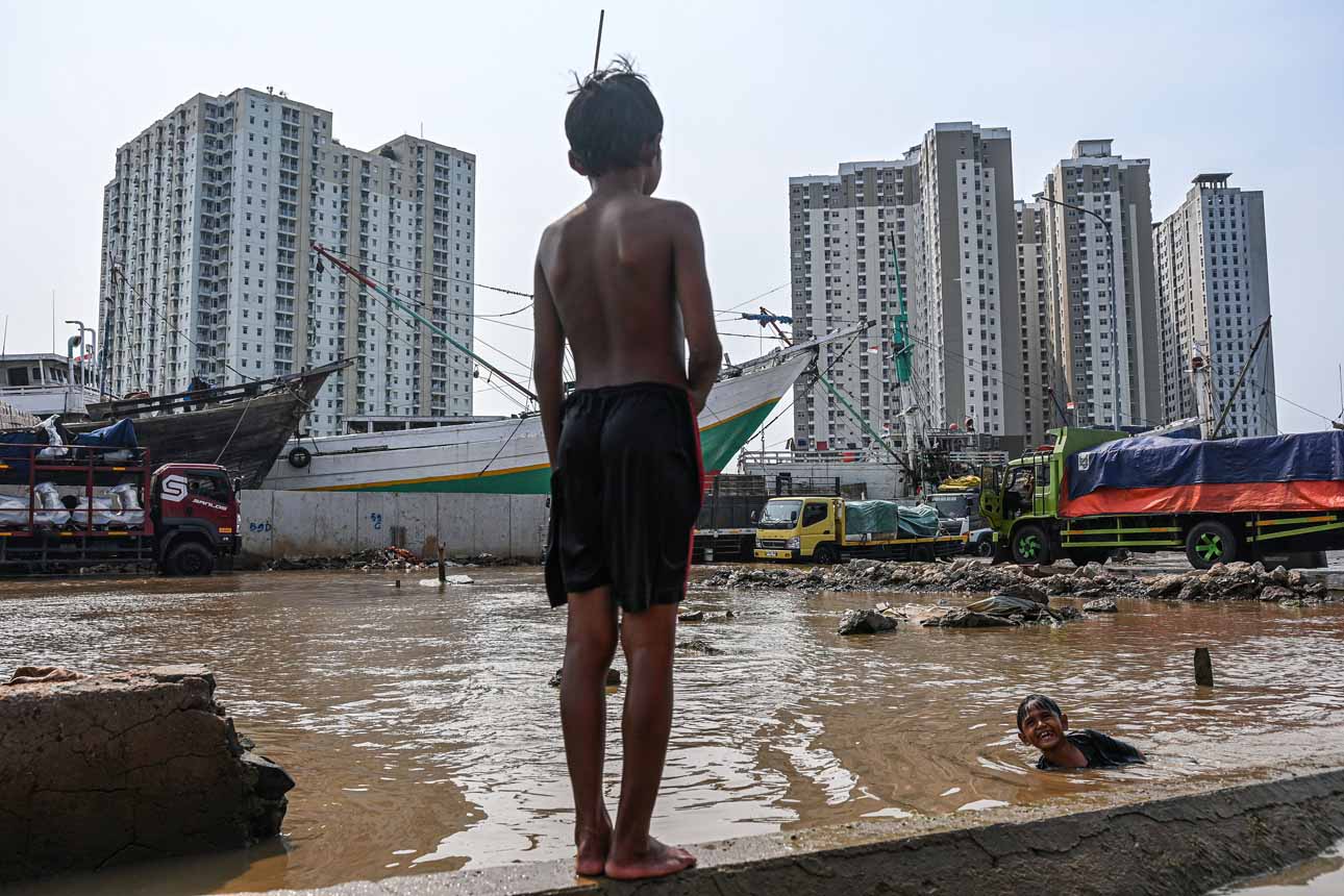 Foto: Banjir Rob Menggenangi Wilayah Pesisir Jakarta – Berita Terbaru dari Jakarta dan Seluruh Indonesia