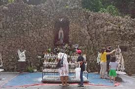 Rangkas Bitung Sedot Wisatawan Melalui Goa Maria Bukit Kanada