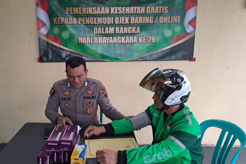 Ancaman Kesehatan Ojol: Apa Saja Risiko Pengemudi Ojek On...