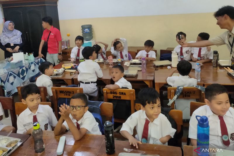 Program Sekolah Gratis, Empat Sekolah di Jakbar Jadi Percontohan
