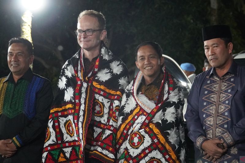 Inggris Tegaskan Komitmen Dukung Perlindungan Gajah Sumatera yang Terancam Punah