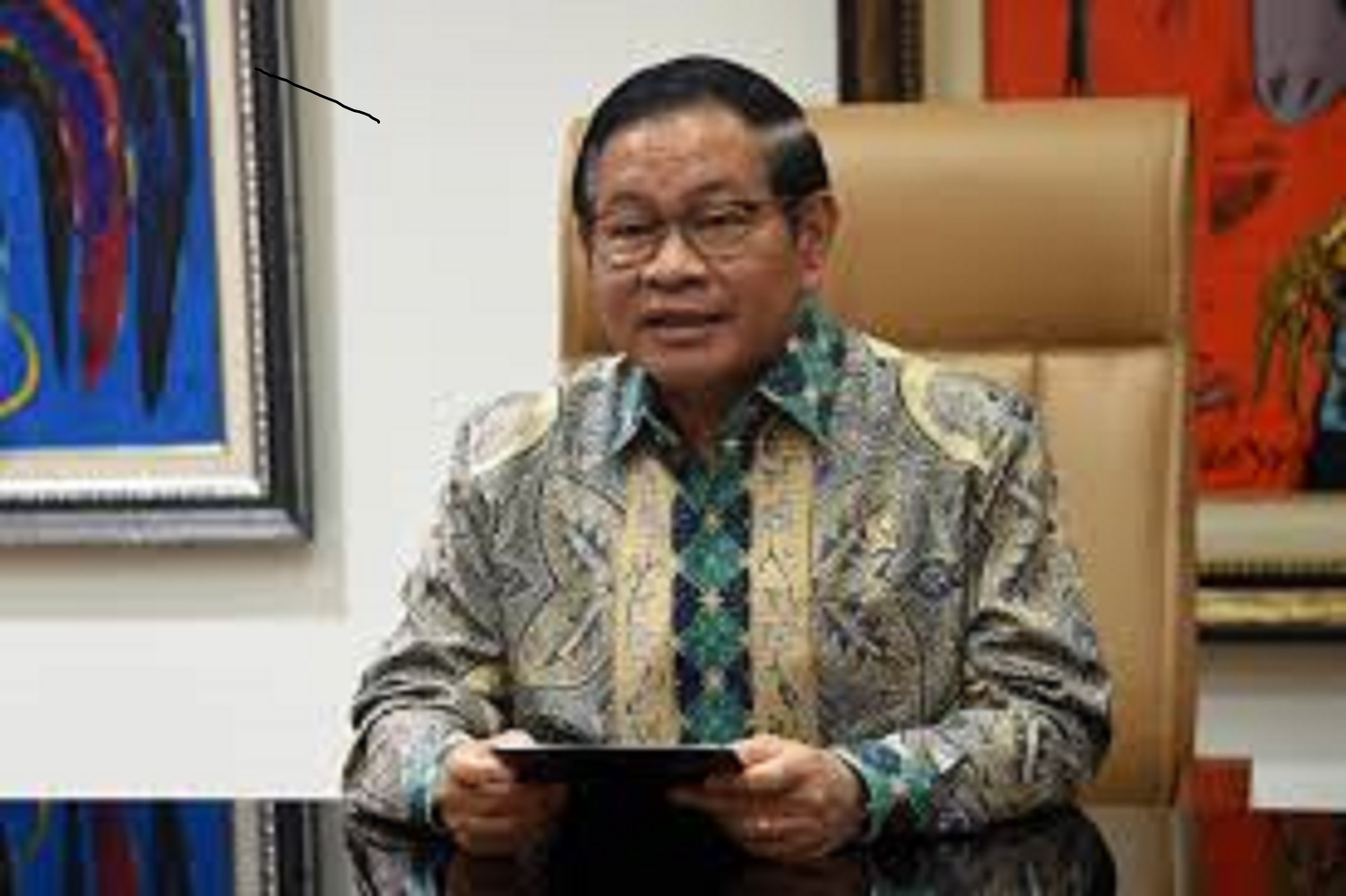 Kalau Benar, Sungguh Perlu Dicontoh. Pramono Anung Mantu, Katanya Tetap Bekerja