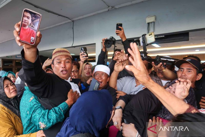 Dari Makkah, Presiden Prabowo Instruksikan Penyelamatan Korban Kapal Tenggelam di Selat Bali