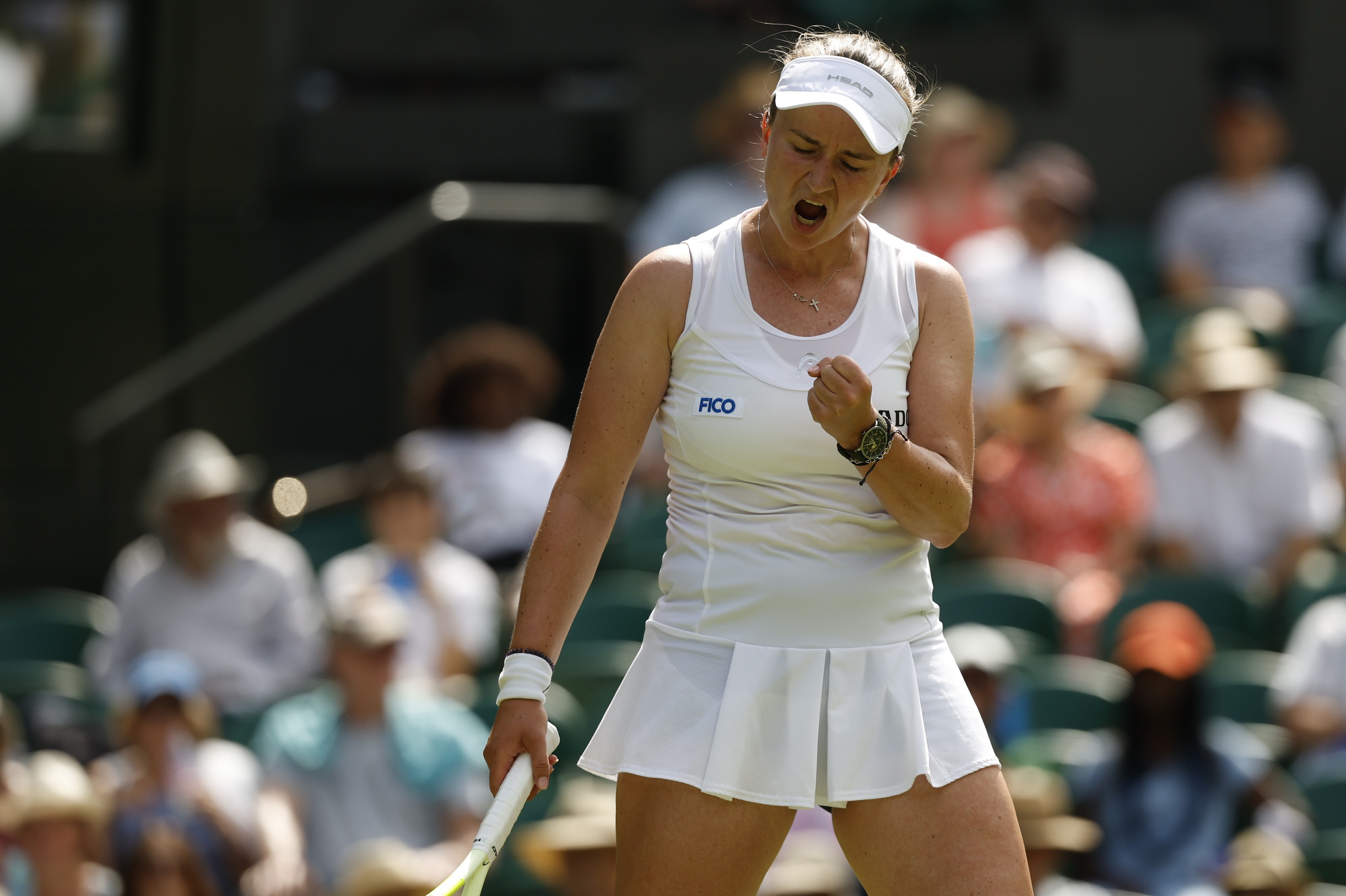 Juara Bertahan Krejcikova Lolos ke Babak Ketiga Wimbledon Lewat Pertarungan Tiga Set