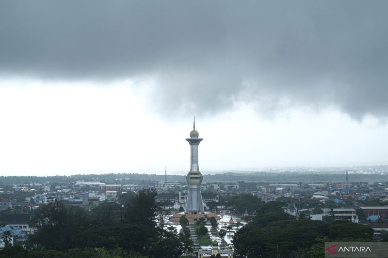 Cuaca Akhir Pekan, BMKG: Kota-kota Besar Umumnya Diguyur Hujan 