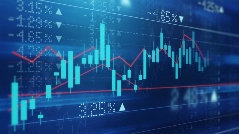 Investor Terus Cermati Perkembangan AS dan Tiongkok, Intip Proyeksi Rupiah Awal Pekan Ini