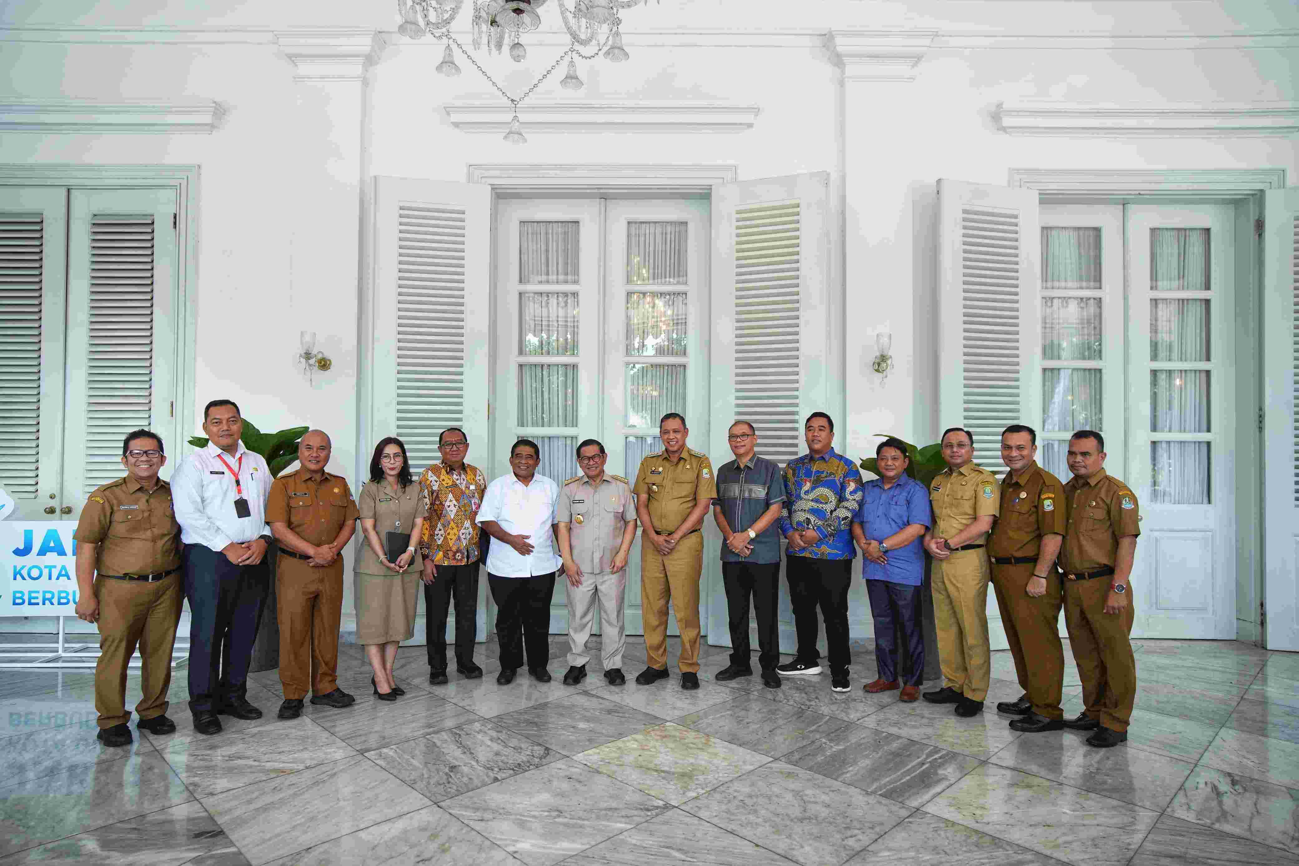 Gambar berita populer Jakarta-Bekasi Perkuat Sinergi Infrastruktur dan Layanan Publik