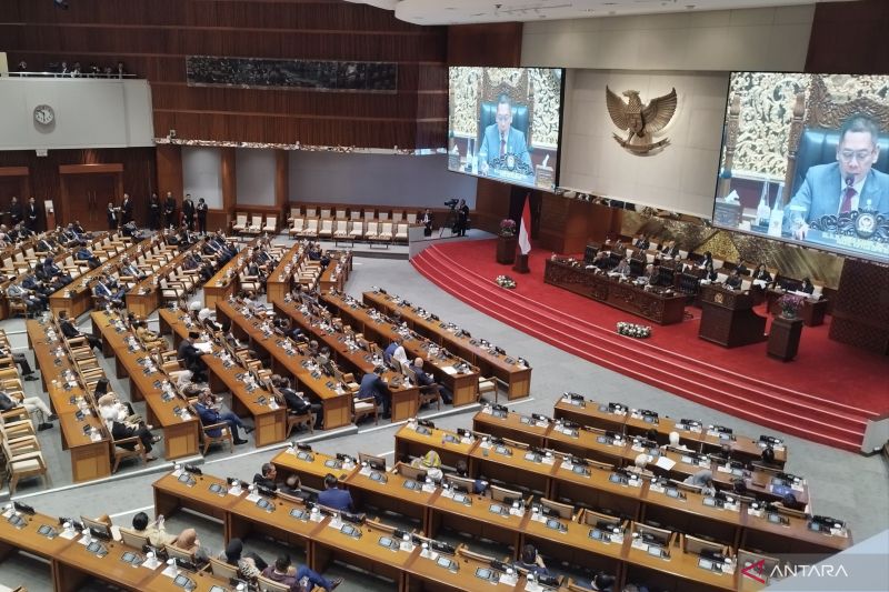 Rapat Paripurna Setujui Kodifikasi UU Pemilu Jadi Rencana...