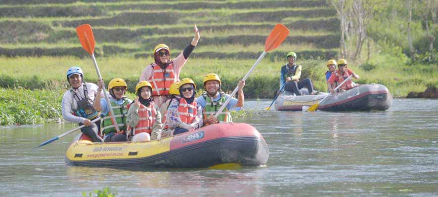 Menantang Jeram di Dataran Tinggi Gayo