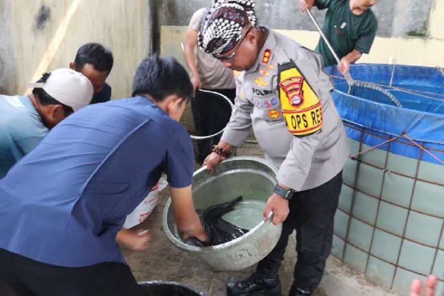 Berbagi Ikan Hasil Budidaya untuk Mendukung Ketahanan Pangan