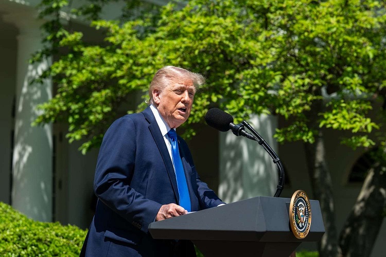Trump Umumkan Tarif Baru untuk 8 Negara, Brasil Dikenai Tarif 50%