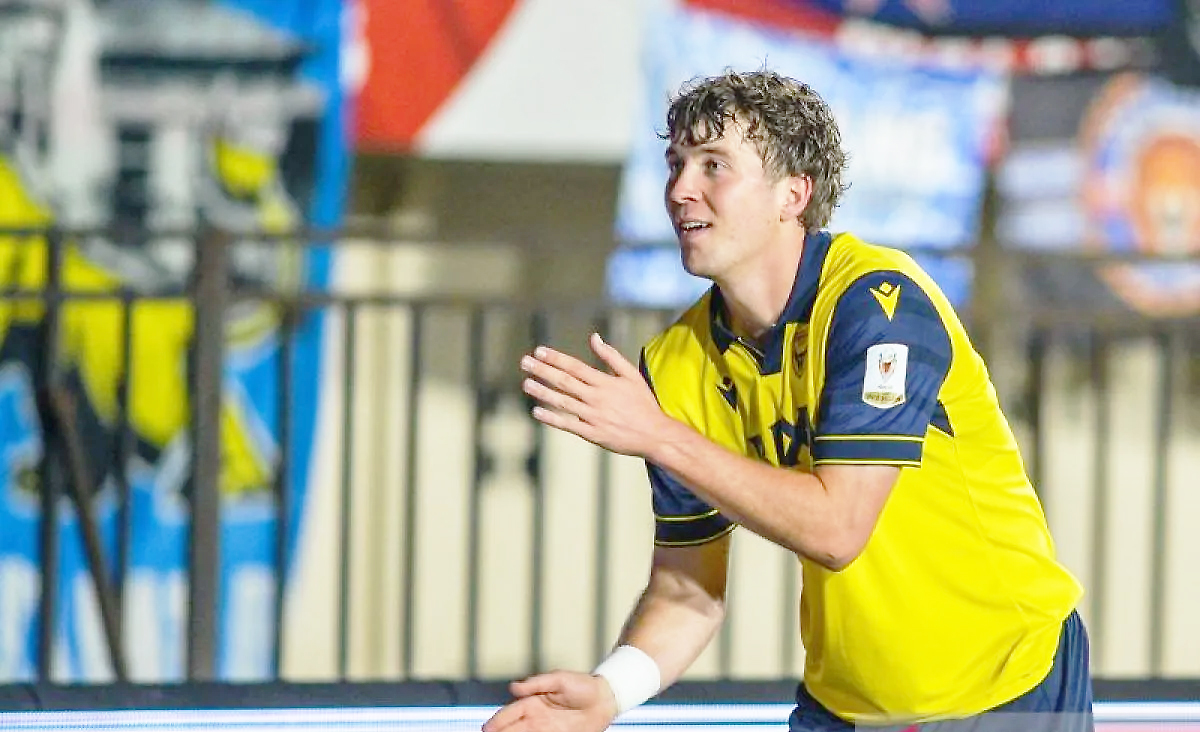 Gambar berita terkait Hajar Arema FC 4-0, Oxford United ke final Piala Presiden