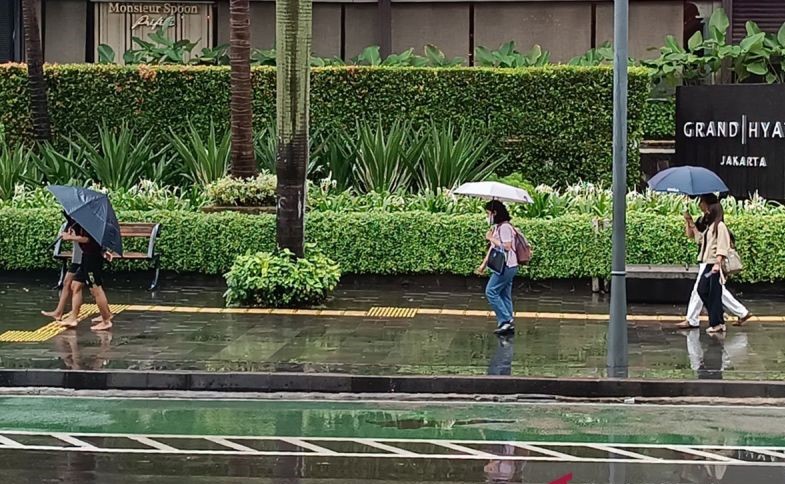 Gambar berita terkait BMKG: Hujan Ringan Hari Ini Bakal Guyur Sebagian Besar Wilayah Indonesia