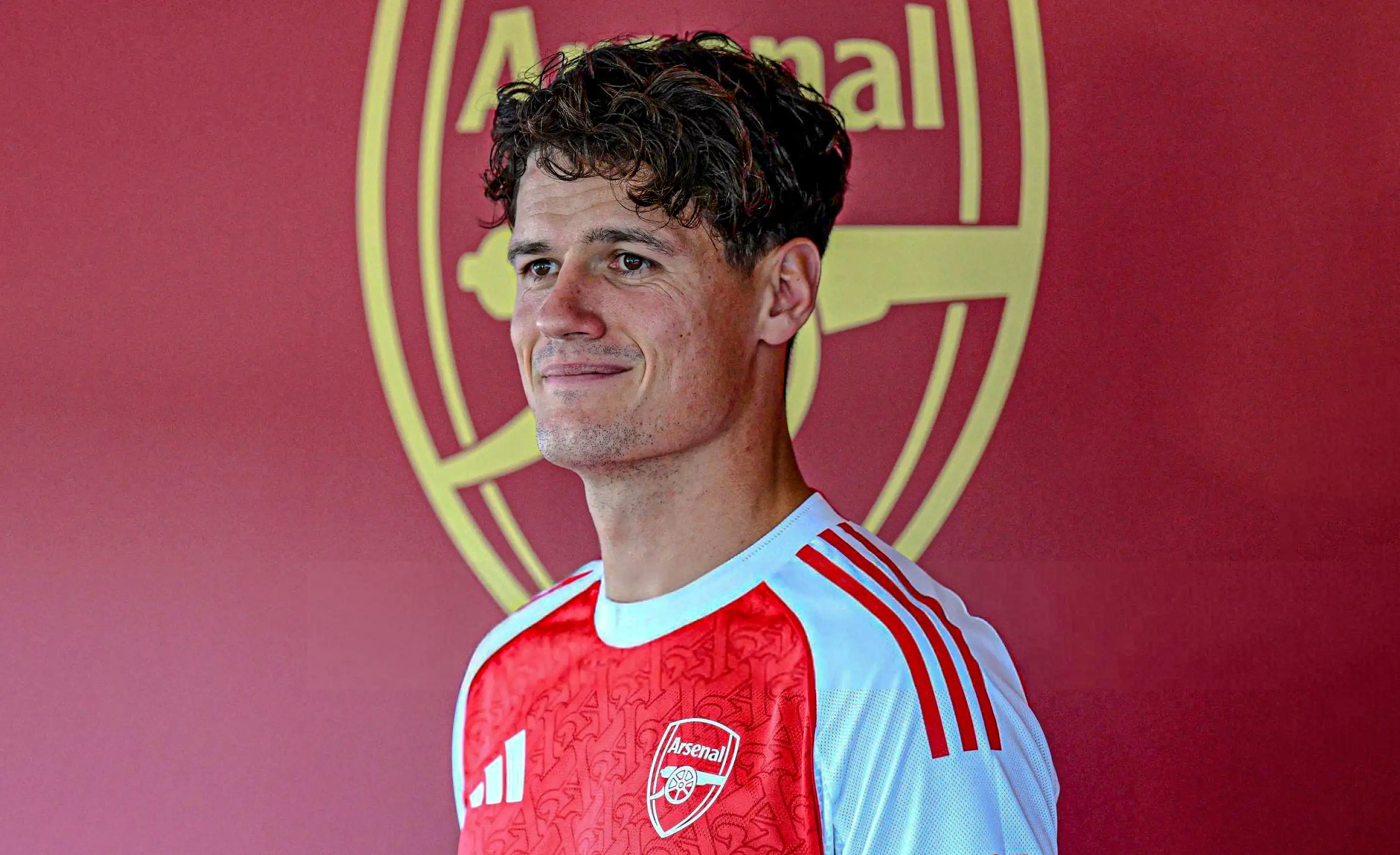 Gambar berita terkait Arsenal Resmi Rekrut Gelandang Brentford Christian Norgaard