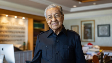 Capai Satu Abad, Mantan PM ...