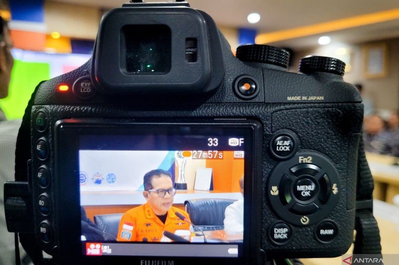 Basarnas Perpanjang Operasi...