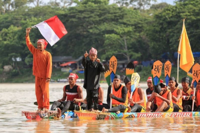 Festival Pacu Jalur Menarik...