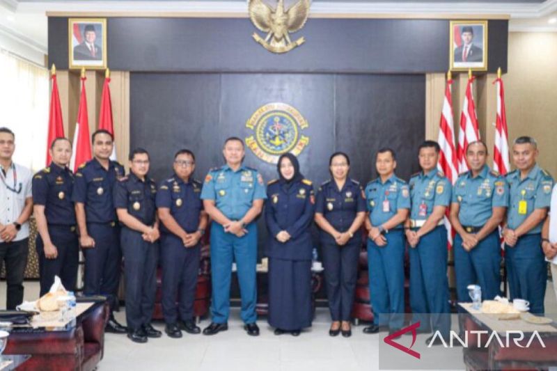 TNI AL dan Bea Cukai Kolabo...