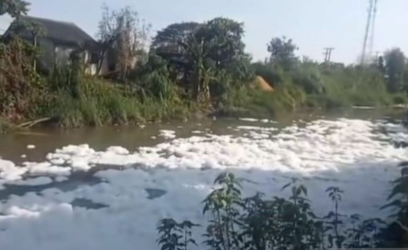Gambar berita terkait DLH Bekasi Akui Tantangan Berat Usut Pencemar Kali Cilemahabang