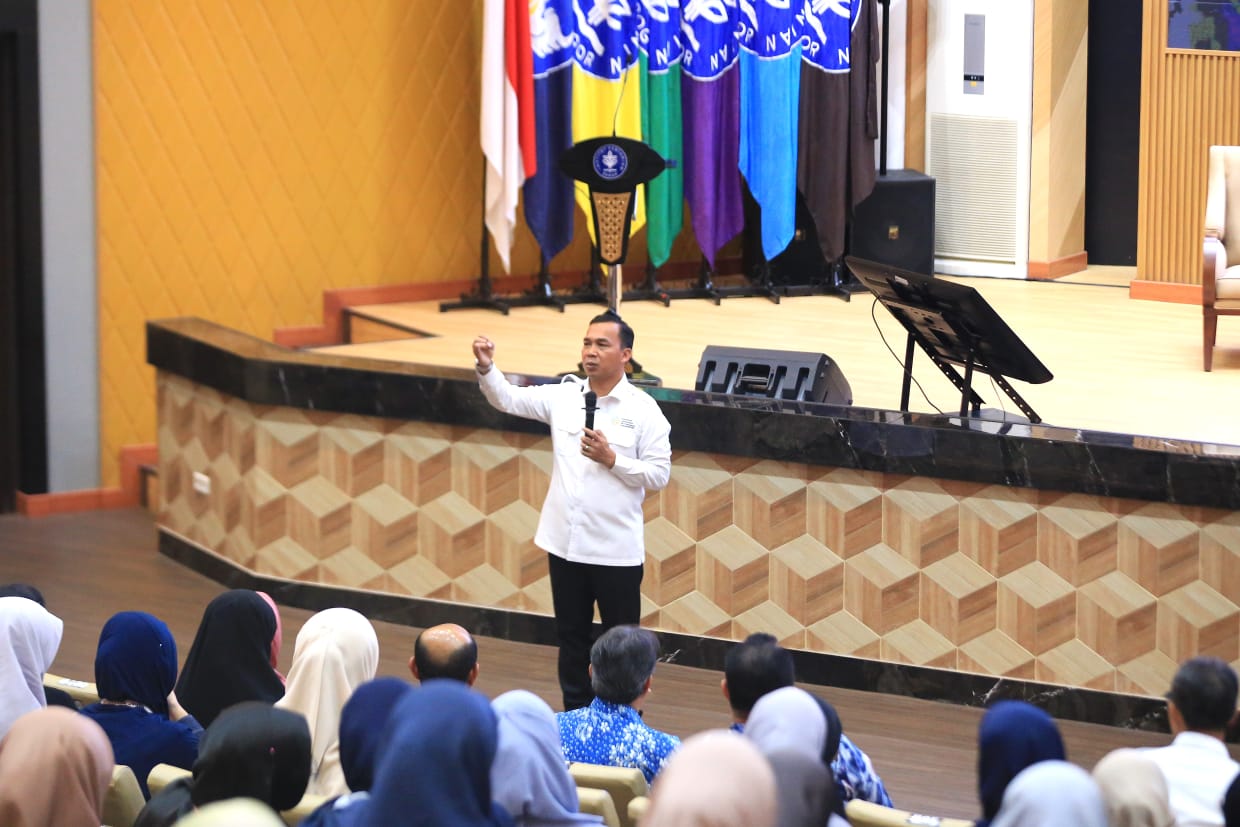Menteri Wihaji: Teknologi Diciptakan untuk Bantu Manusia, Bukan Kita Melayani Teknologi