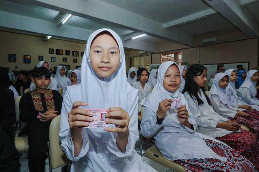 Pemkot Bandung Mencetak Rekor MURI dengan Menerbitkan 52.010 KIA