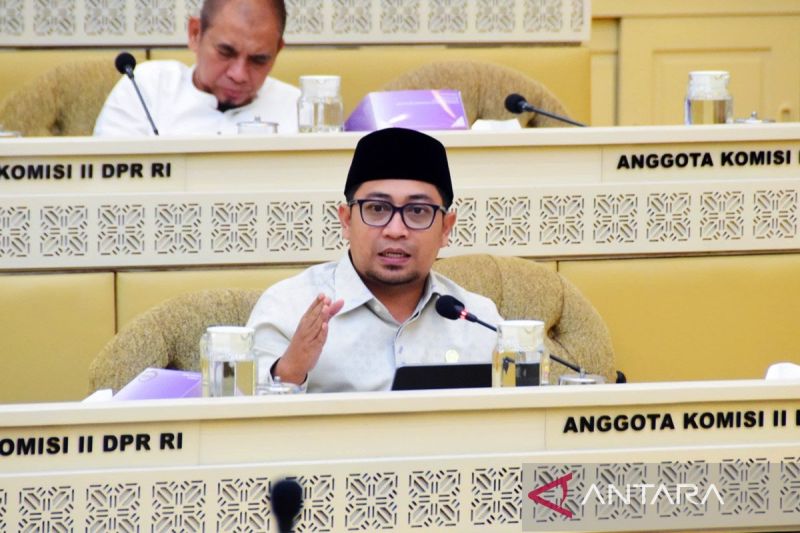 Komisi II DPR: Pemisahan Pemilu Masih Dibahas Parlemen Secara Intens