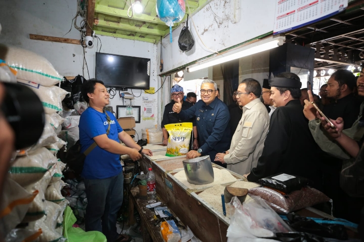 Pemkot Bandung Jamin Kondisi Beras di Kota Bandung Aman