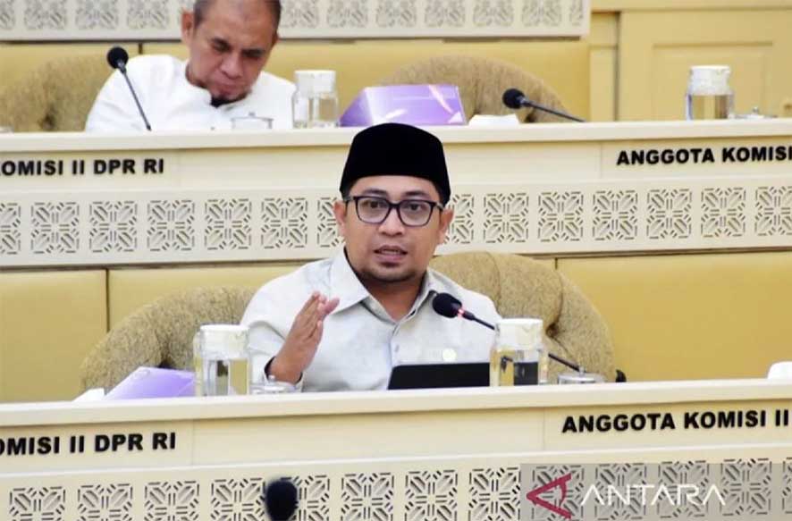 DPR Belum Bahas Putusan MK ...