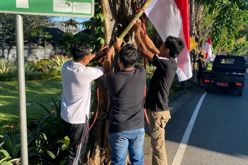 Pemkab Buleleng Ajak Masyarakat Meriahkan HUT RI dengan Kibarkan Bendera Merah Putih
