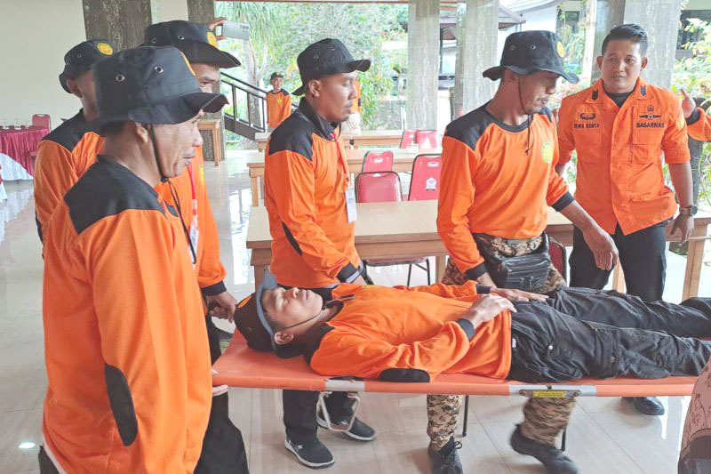 Basarnas Perkuat Peran Masyarakat Rinjani dalam Penyelamatan