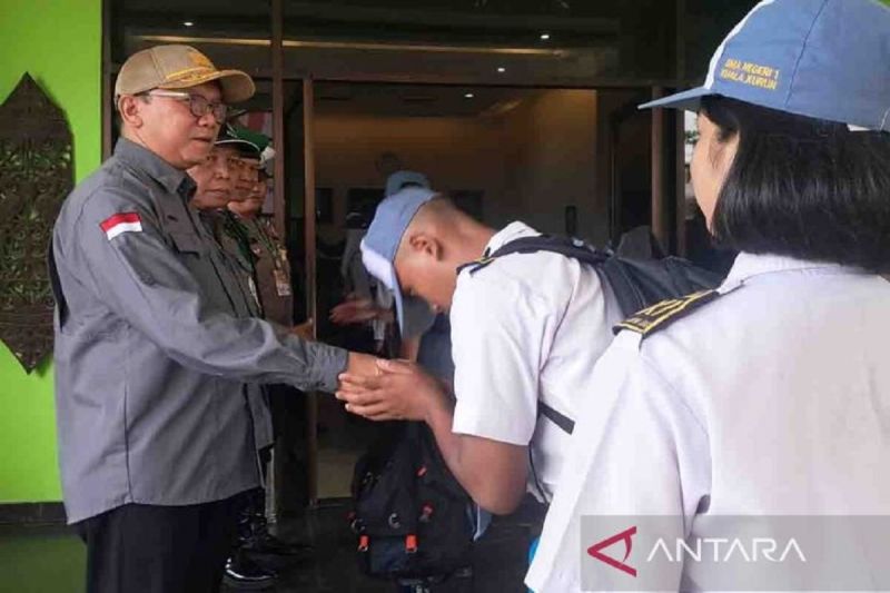 Kabupaten Gunung Mas Latih 55 Paskibraka dengan Konsep Desa Bahagia