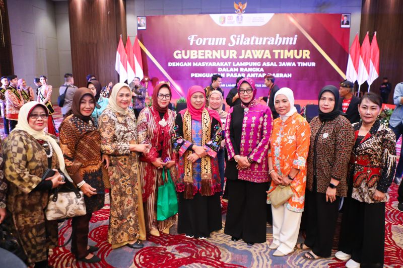 Gubernur Khofifah Ajak Warga Jatim di Lampung Guyub Rukun dan Bersatu