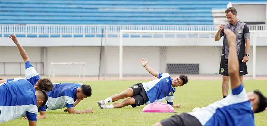 Buka Liga Super, Pelatih PSIM: Sulit Melawan Persebaya
