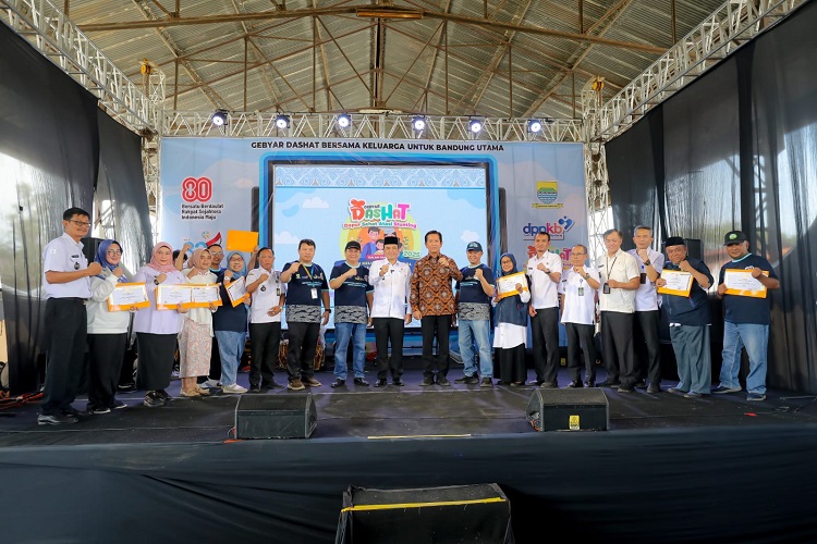 Pemkot Bandung Ajak Keluarga Lawan ‘Stunting’ Mulai d...