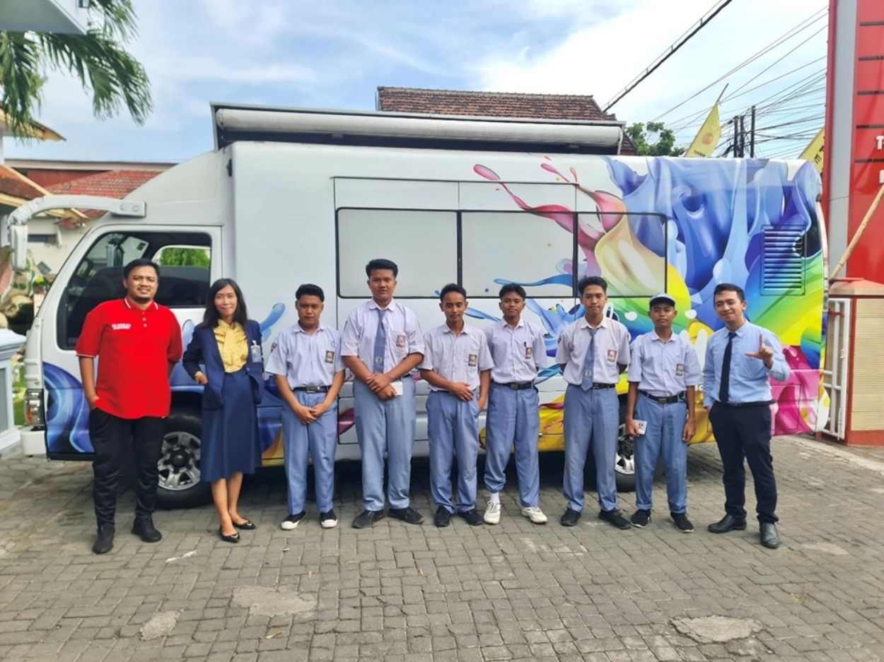 Sambut HUT RI ke-80, Bank Mandiri Akselerasi Generasi Muda Melek Finansial Lewat SimPel