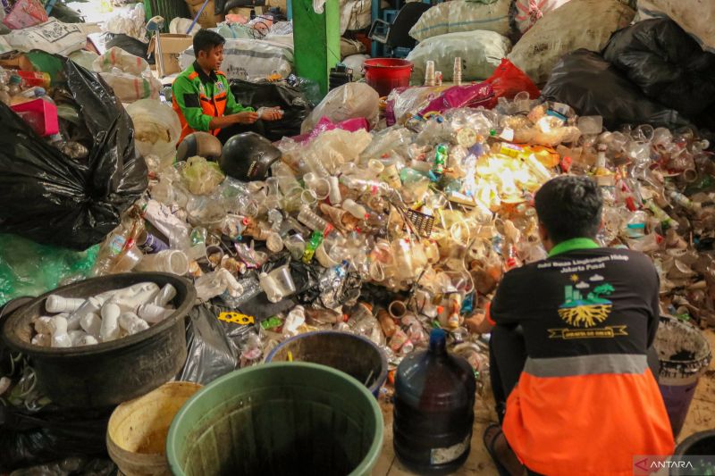 Seluruh RW di Jakarta Pusat Telah Miliki Pengurus Bank Sampah