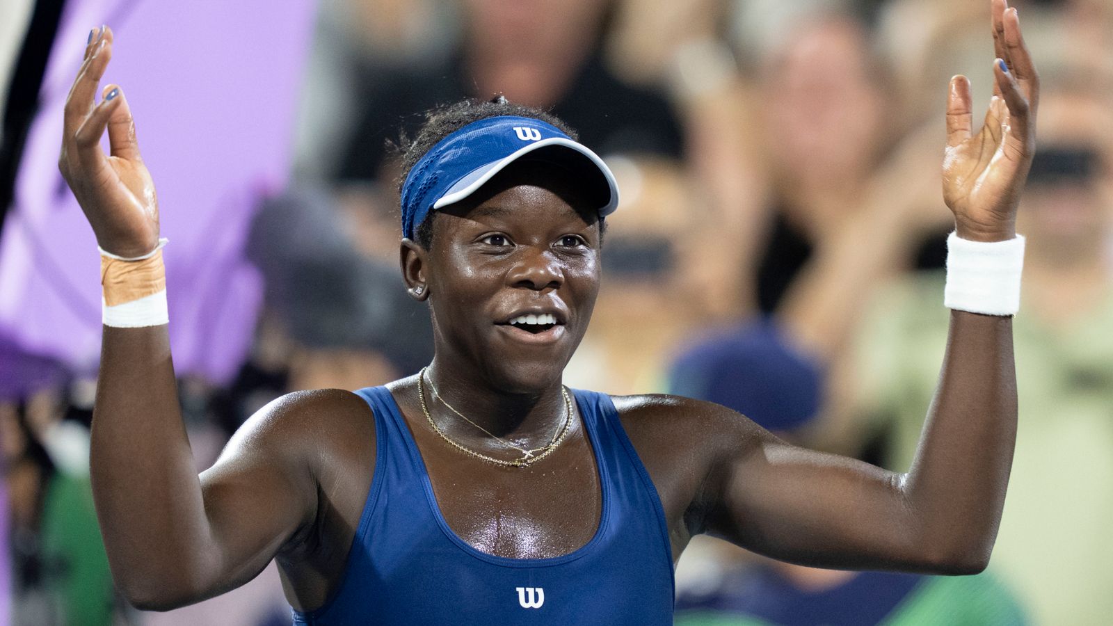 Petenis Remaja Kanada Mboko Taklukkan Naomi Osaka untuk Raih Gelar WTA Montreal