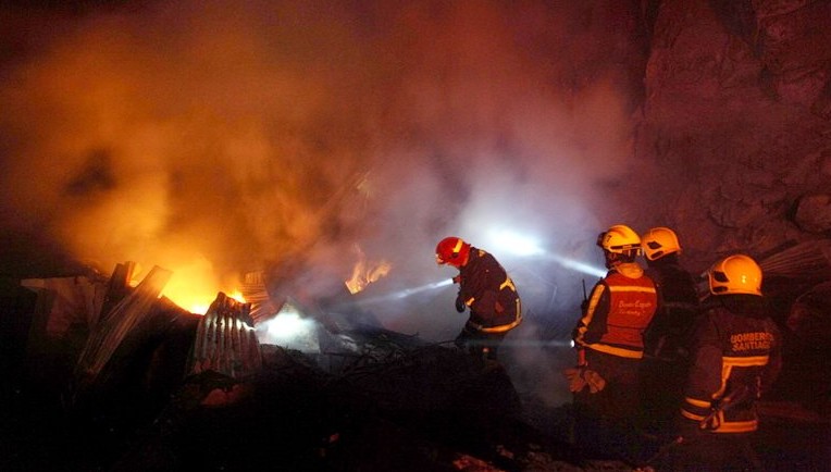 21 Unit Damkar Dikerahkan! Kedai Kopi Hits di Blok M Ludes Terbakar, Ini Penyebabnya!