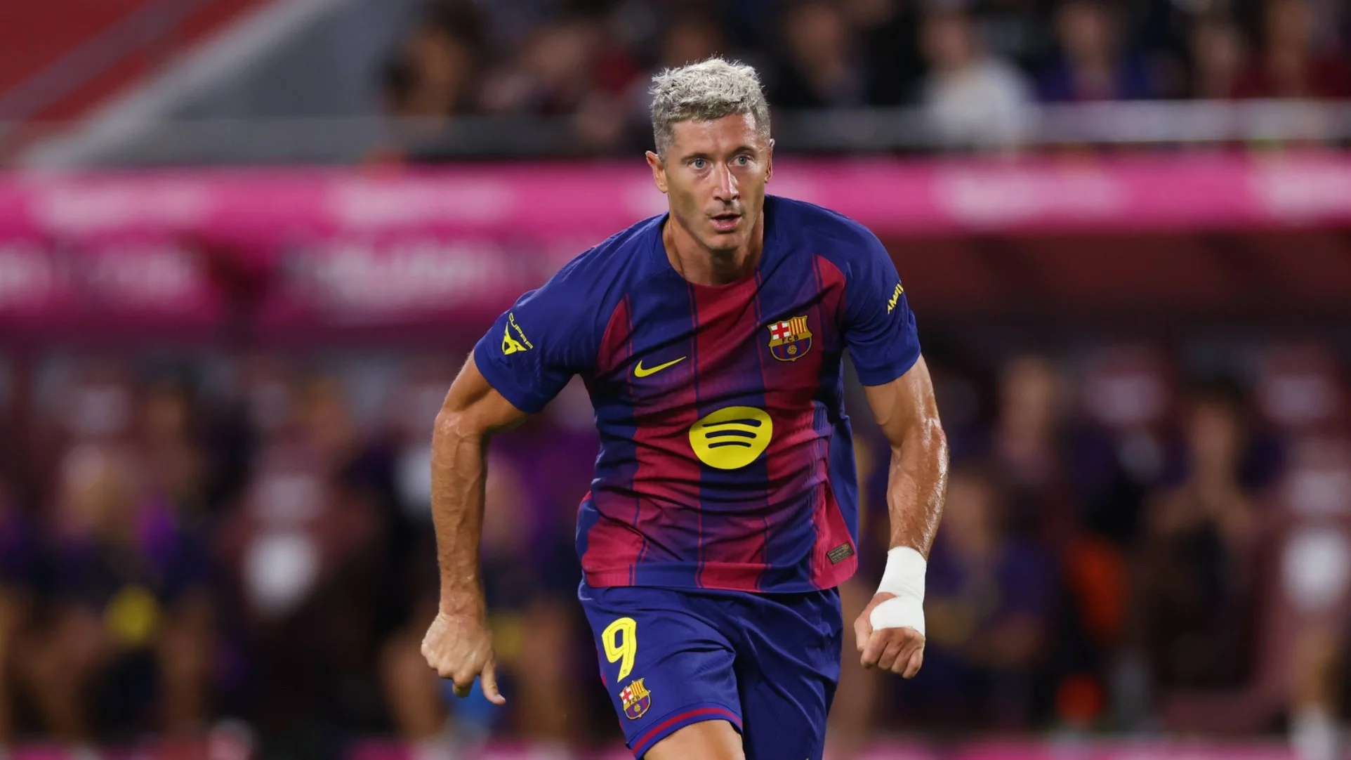 Lewandowski Diragukan Tampil di Laga Pembuka La Liga Akibat Cedera Paha