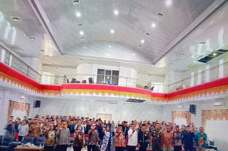 Pasaman Barat Minta Tokoh A...