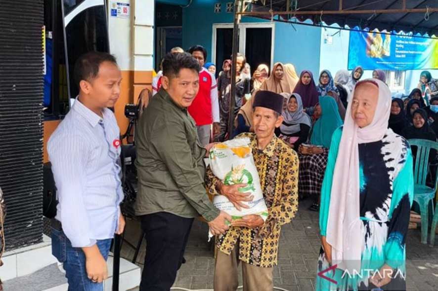 Penyaluran Bantuan Pangan untuk Mendorong Daya Beli Warga Kurang Mampu