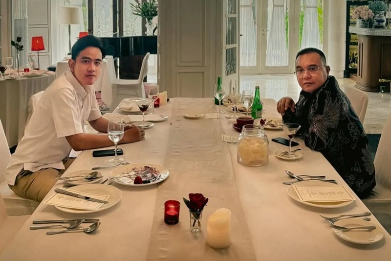 Gambar berita terkait Gibran Unggah Foto Makan Siang Bareng Wakil Ketua DPR Sufmi Dasco di Instagram, Netizen Ramai Berkomentar