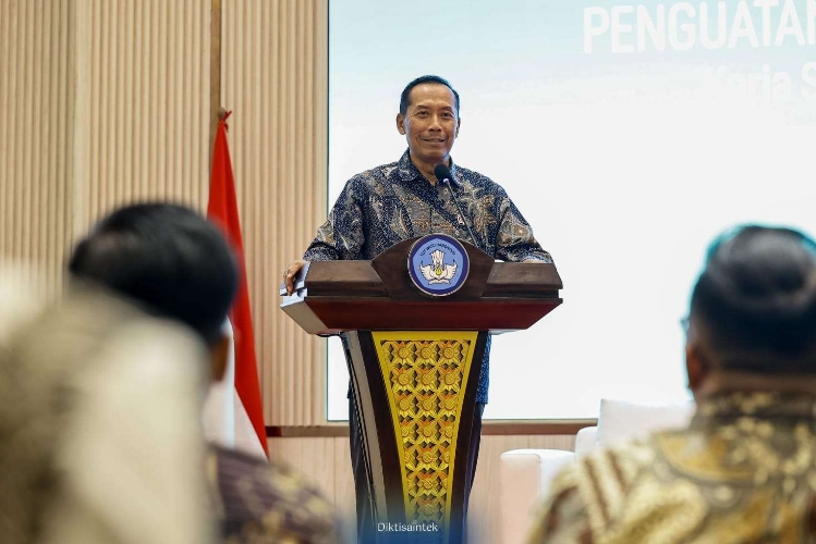 Gambar berita terkait Wamendiktisaintek: Kolaborasi Sains dan Industri Kunci Kemajuan Indonesia