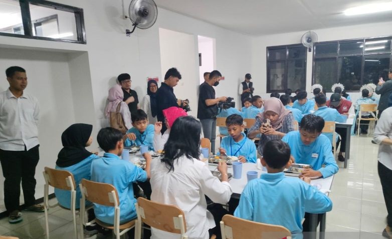 Gambar berita terkait Meskipun Guru-Siswa Mundur, Mensos Tegaskan Sekolah Rakyat Tetap Dilanjutkan