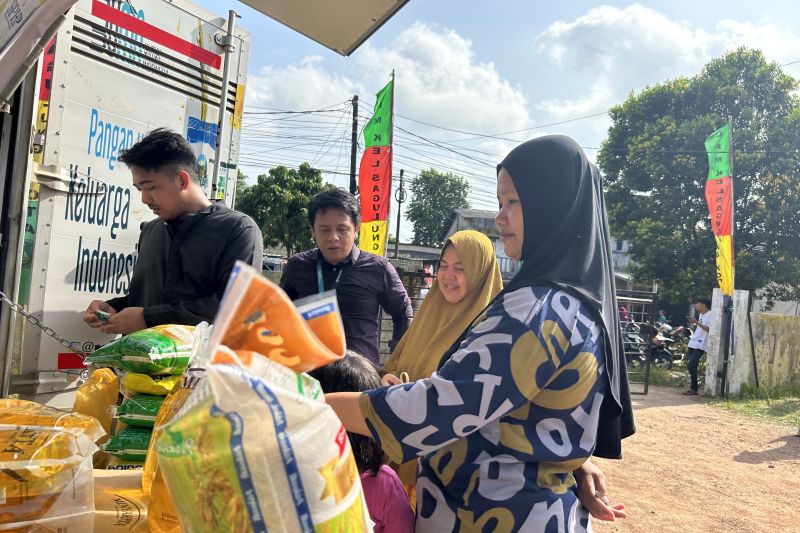 Stabilkan Harga Sembako, Polres di Kepulauan Riau Gelar Pangan Murah Serentak