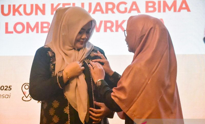 Wagub NTB Ajak Organisasi Perempuan Bantu Atasi Gizi Buruk