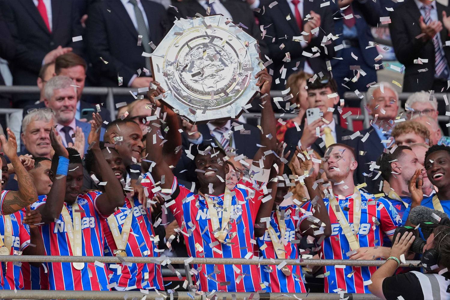 Crystal Palace Juara Community Shield Usai Menang Adu Penalti Kontra Liverpool