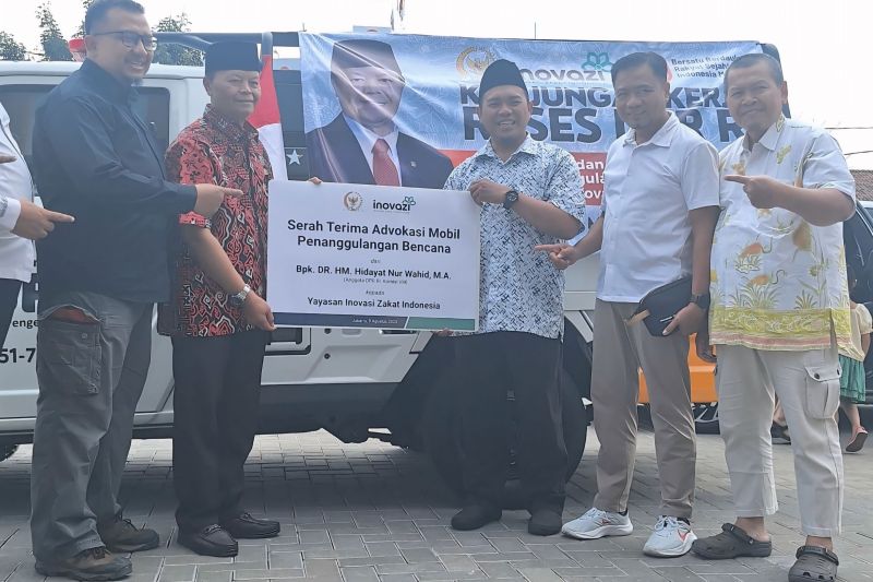 Pimpinan MPR Salurkan Bantuan Mobil Tanggap Bencana bagi Warga Jakarta
