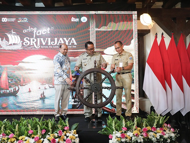 Wagub Rano Buka Pameran Arthefact '25 di Museum Bahari Jakarta